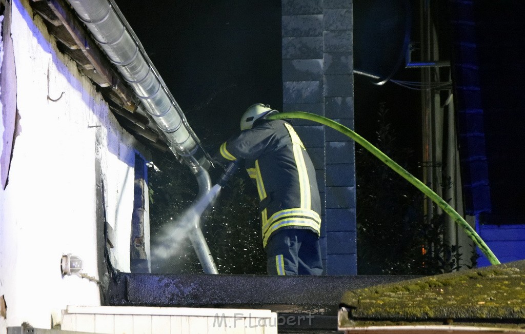 Feuer 2 Koeln Porz Langel Hinter der Kirche P061.JPG - Miklos Laubert